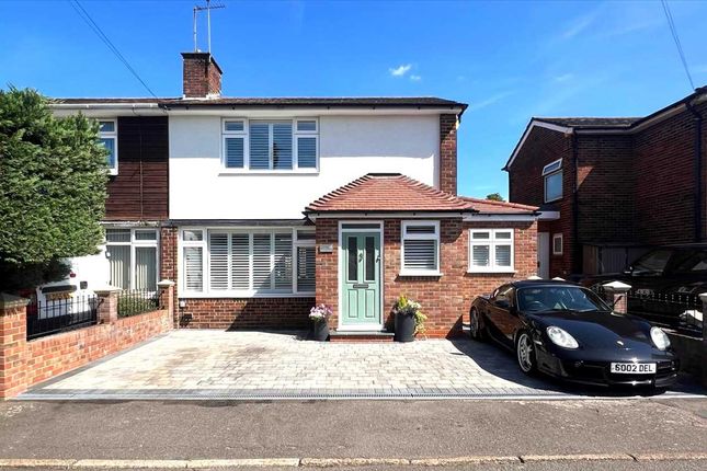 3 bedroom semi-detached house for sale