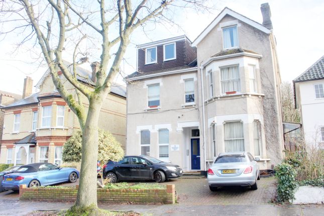 Birdhurst Rise, South Croydon CR2 1 bed flat for sale