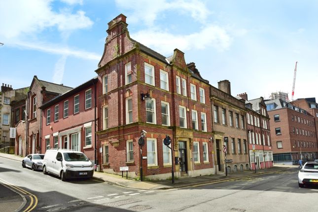 2 bed flat