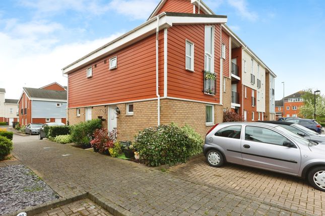 1 bedroom ground floor flat for sale