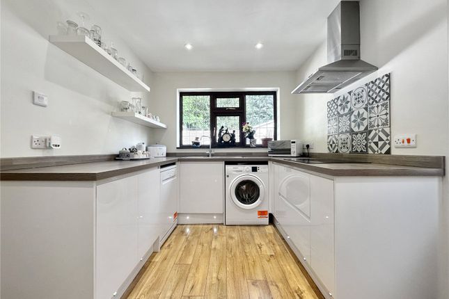Durham Road, Gillingham, Kent, ME8 2 bed detached house for sale