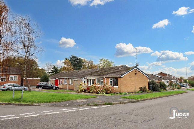 2 bedroom terraced bungalow for sale