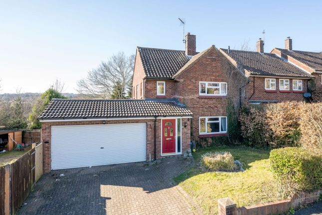 Noke Shot, Harpenden AL5 4 bed end of terrace house for sale