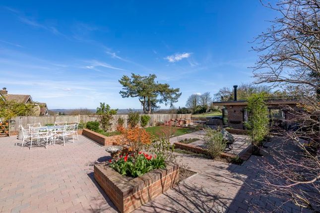 4 bedroom chalet for sale
