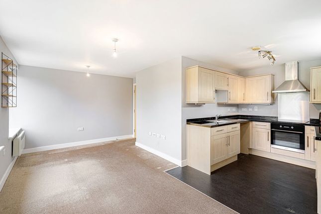 Clapham Park Road, London SW4 1 bed flat for sale