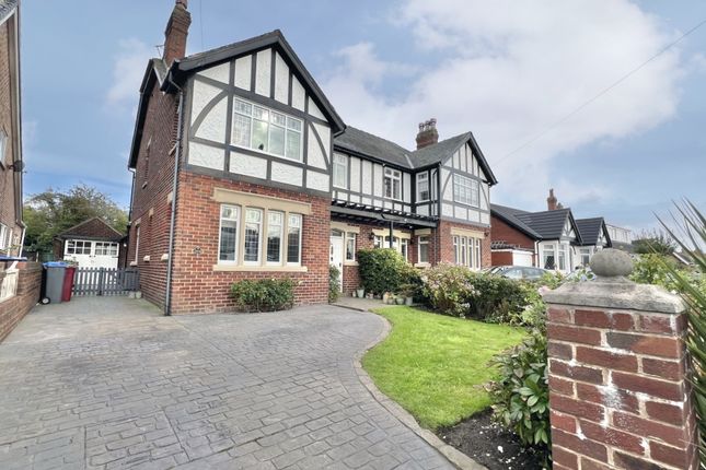 5 bedroom semi-detached house for sale