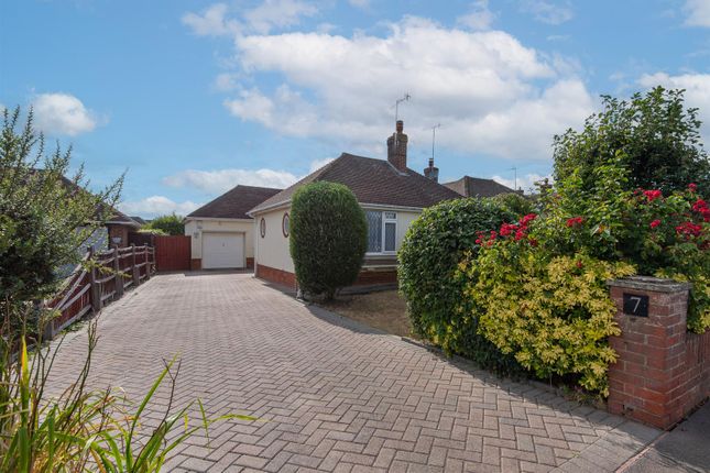 Exmoor Drive, Worthing BN13 3 bed detached bungalow for sale
