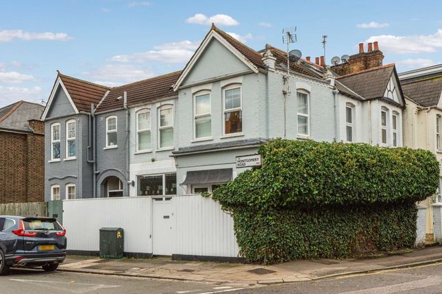 Montgomery Road, London W4 2 bed house for sale