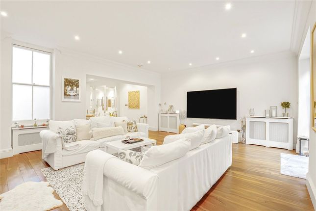Courtfield Gardens, London SW5 2 bed flat for sale