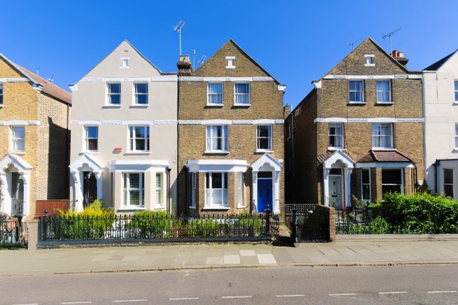 4 bed flat