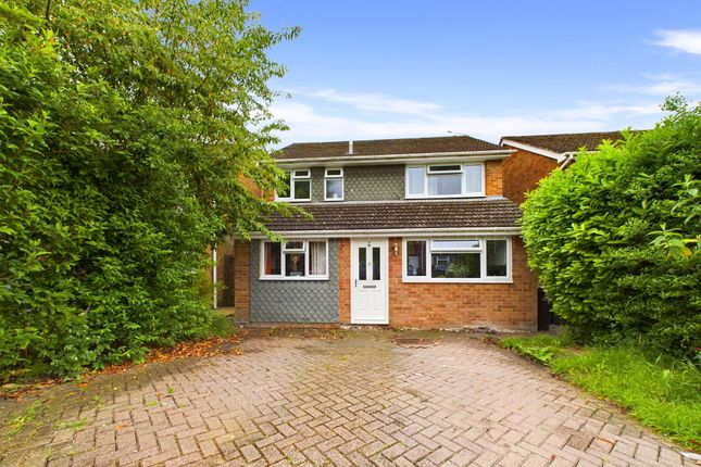4 bed detached house