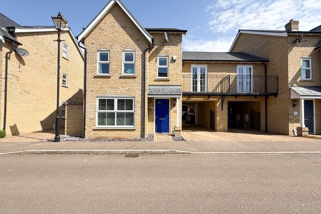 4 bedroom link detached house for sale