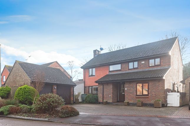 4 bed detached house