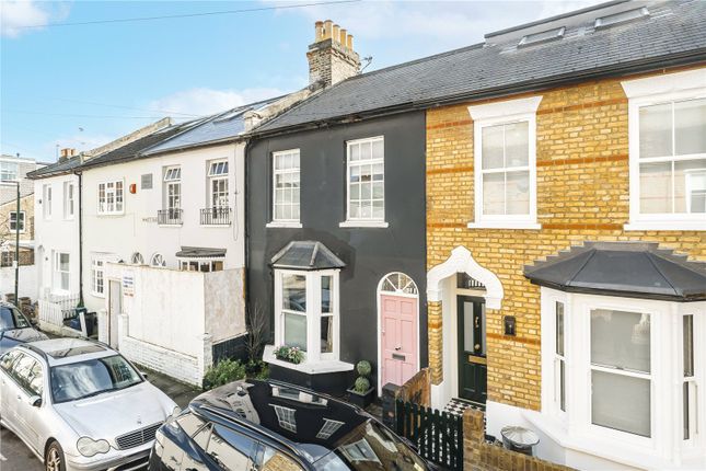 Princes Road, London SW14 2 bed terraced house for sale