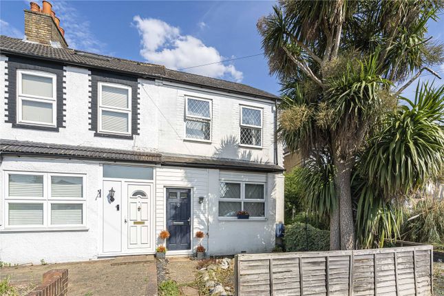 3 bed end terrace house