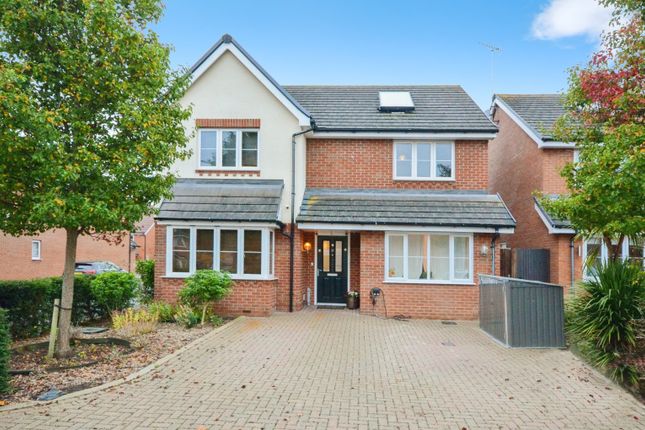 4 bed detached house