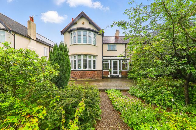 4 bedroom semi-detached house for sale