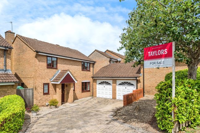 4 bed detached house