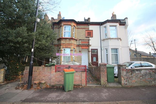 6 bed semi-detached house