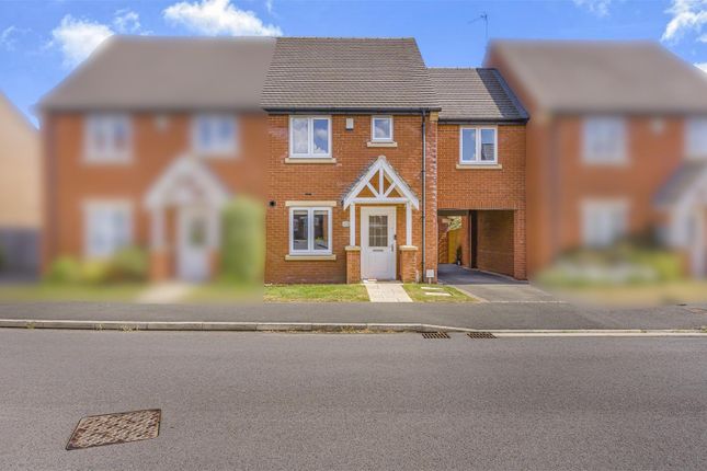 3 bedroom town house for sale