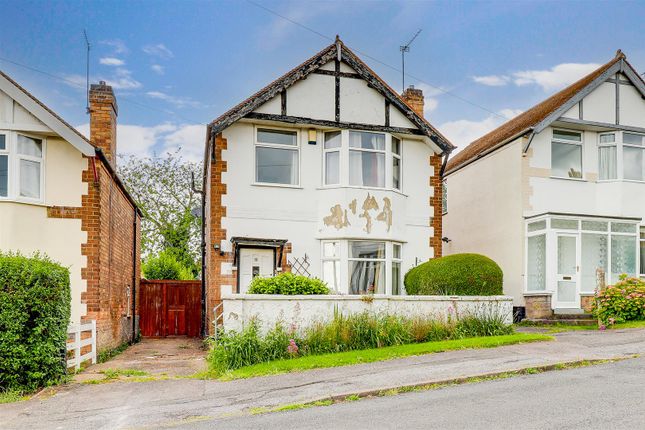 4 bed detached house