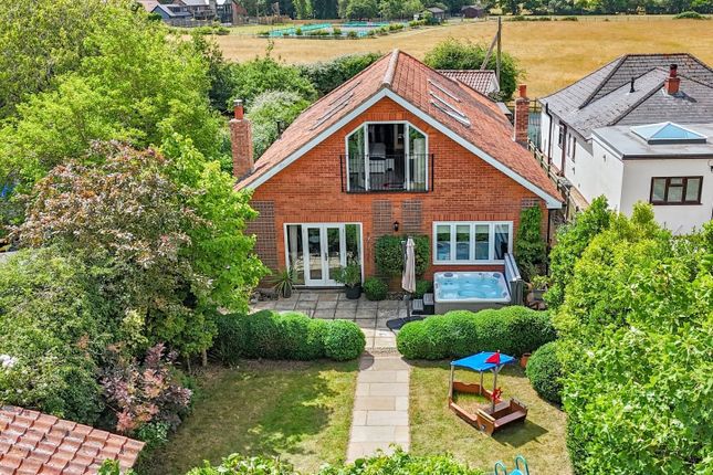 Ryalla Drift, South Wootton 5 bed detached house for sale