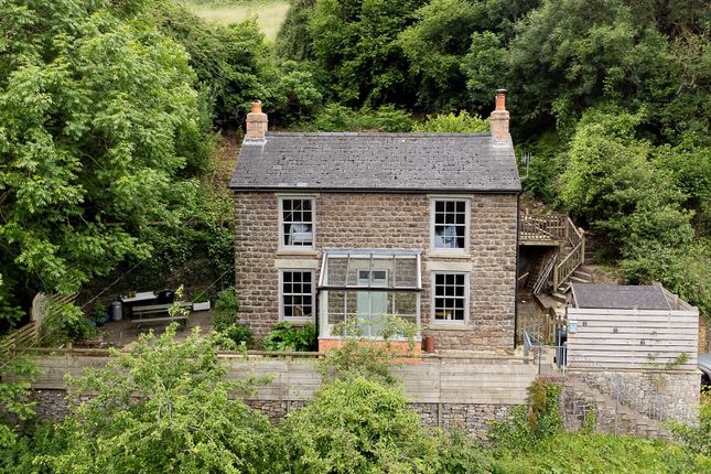 4 bedroom cottage for sale