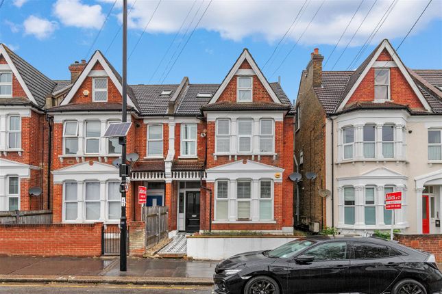 Holmesdale Road, South Norwood 1 bed flat for sale