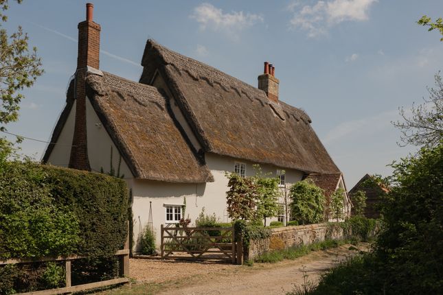 Ringshall, Suffolk 5 bed detached house for sale