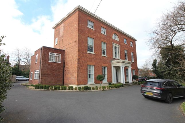 Compton Drive, Kingswinford DY6 3 bed townhouse for sale