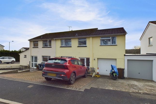 Roslyn Close, St. Austell PL25 4 bed semi