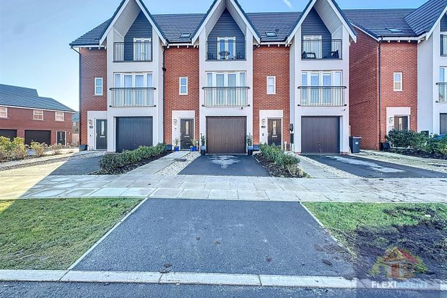 Blowick Moss Lane, Southport PR8 5 bed townhouse for sale