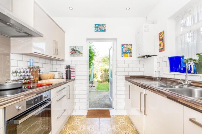 Barry Road, East Dulwich, London, SE22 2 bed house for sale