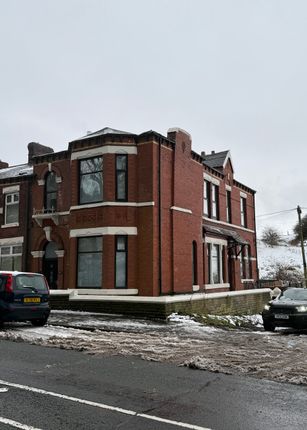 5 bed end terrace house