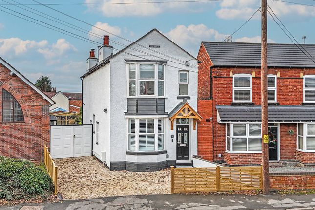 2 bedroom detached house for sale