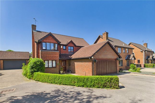 4 bed detached house