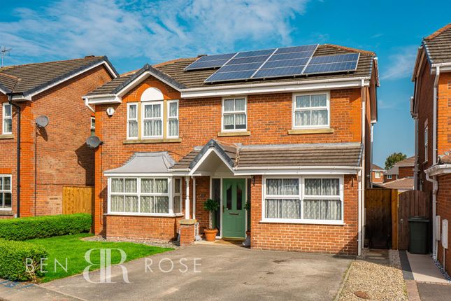 Poplar Drive, Coppull, Chorley 4 bed detached house for sale