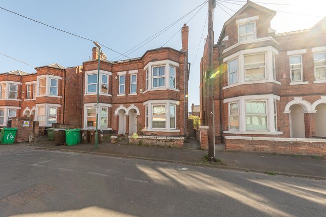 Arthur Avenue, Nottingham NG7 6 bed semi