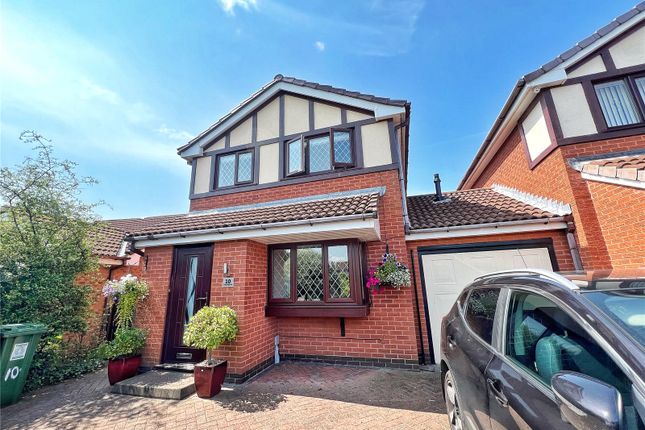 3 bedroom link detached house for sale