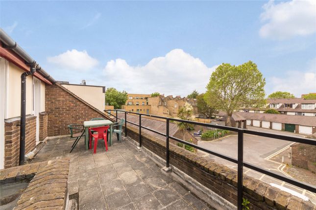 4 bedroom flat for sale