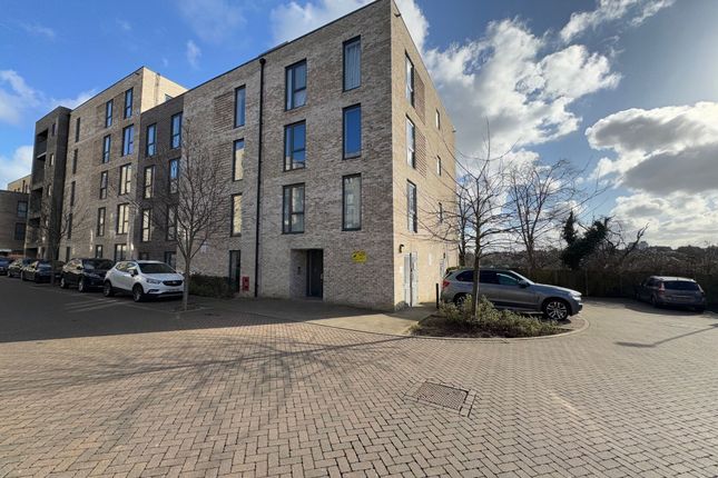 Observer Close, Gazette Court, NW9 2 bed flat for sale