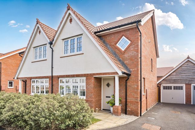 Cowslip Close, Gloucestershire GL53 3 bed semi