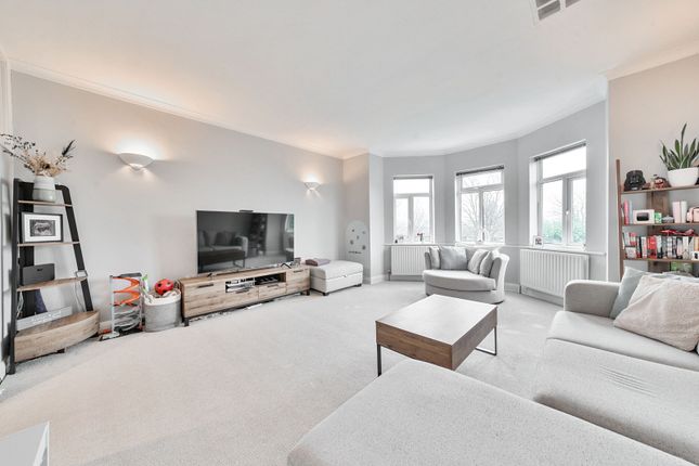 Southlands Grove, Bromley 2 bed apartment for sale