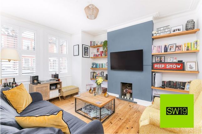 2 bedroom maisonette for sale