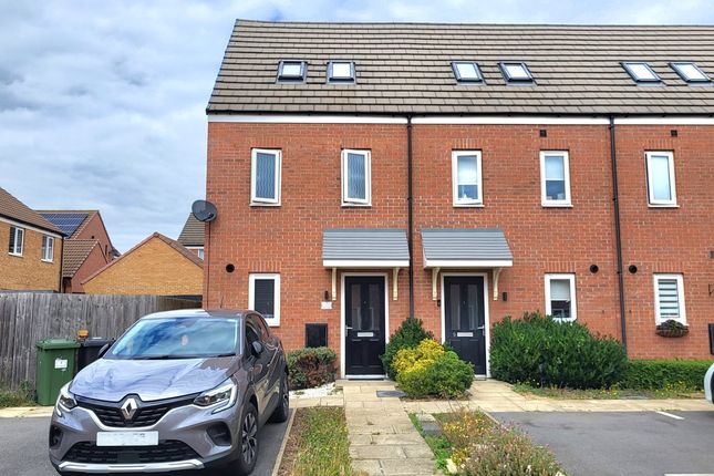 3 bedroom end of terrace house for sale