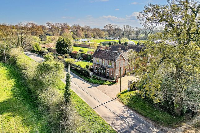 4 bed detached house