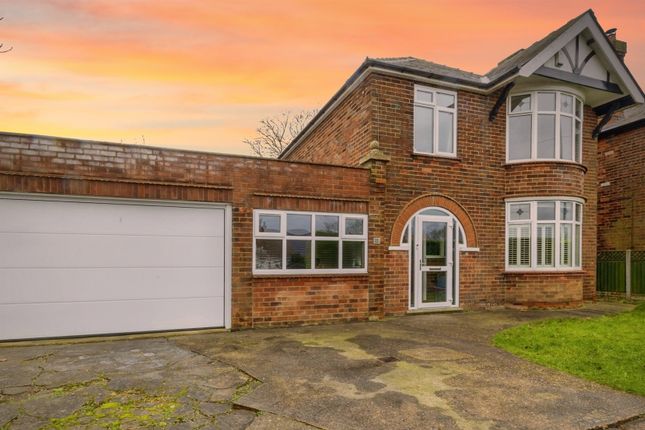 3 bed detached house