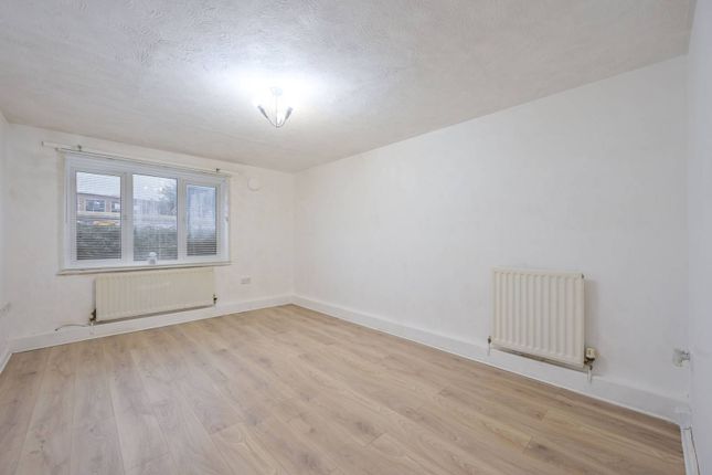 Lily Nichols House, E16, Docklands... 1 bed flat for sale