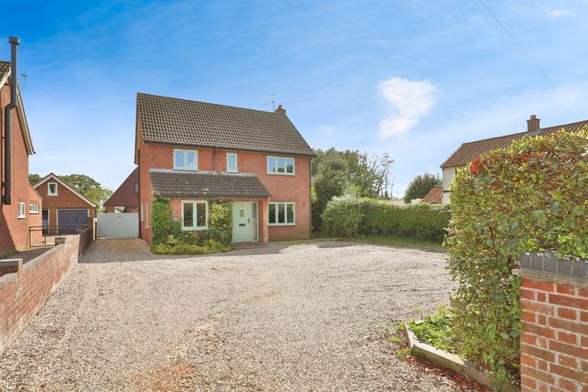 6 bedroom detached house for sale