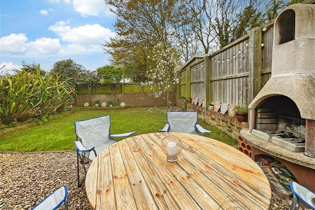3 bed detached house